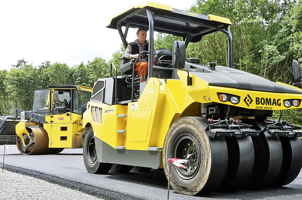 Used BOMAG pavers